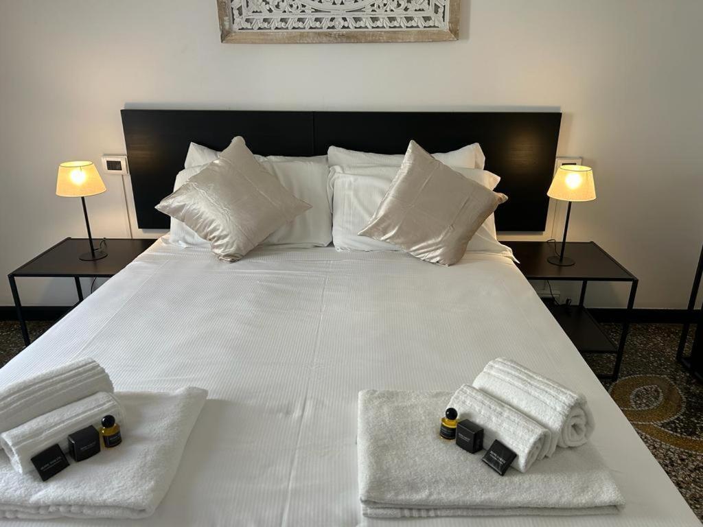 Brignole Rooms Genova Eksteriør billede